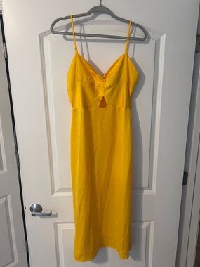 SHEIN Yellow Spaghetti Strap Midi Dress with Front Twist